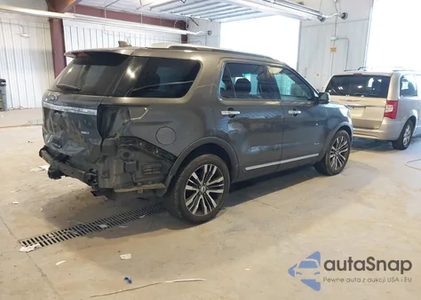 2016 Ford Explorer Platinum z USA, uszkodzony, nr VIN 1FM5K8HT8GGC87596